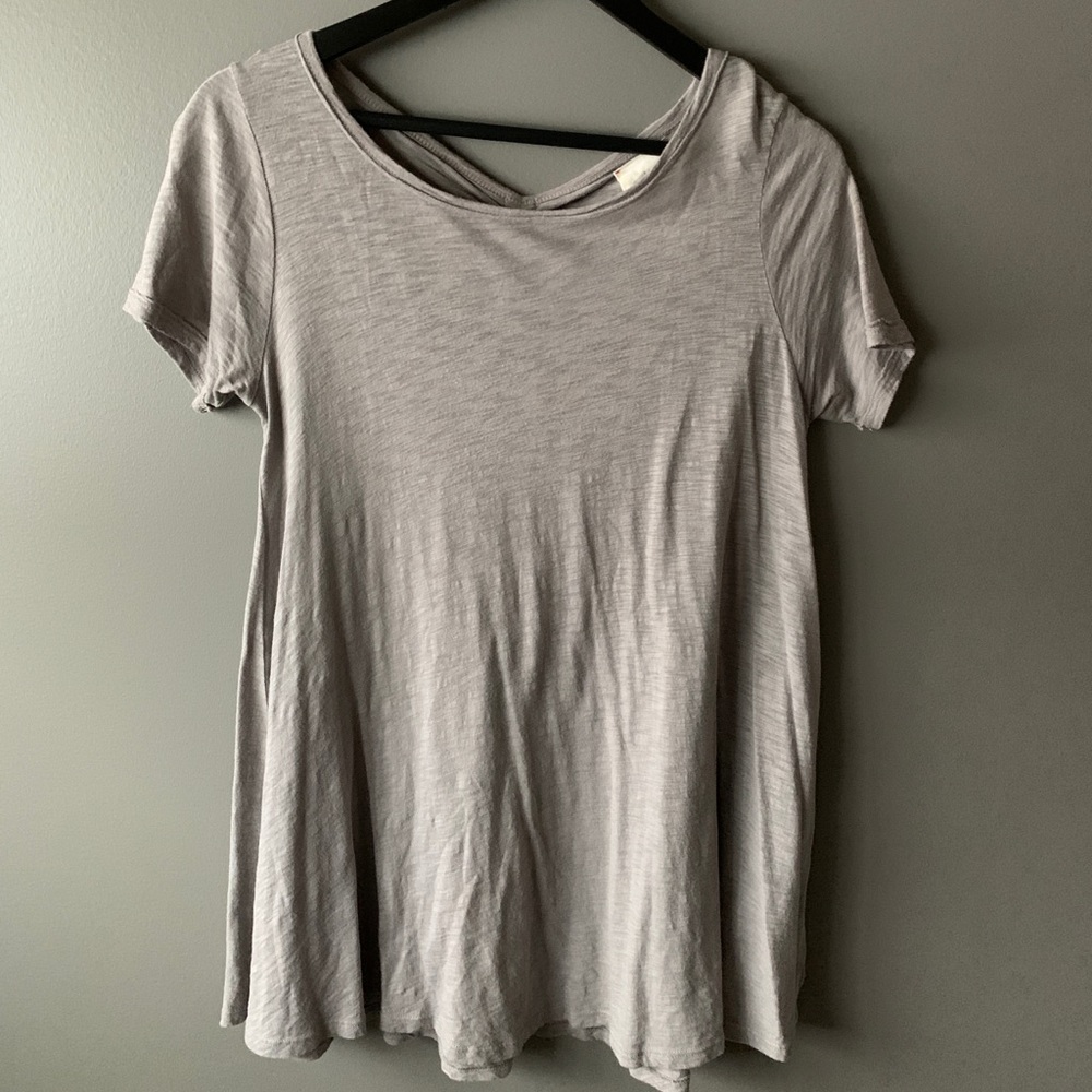 t.la flowy top